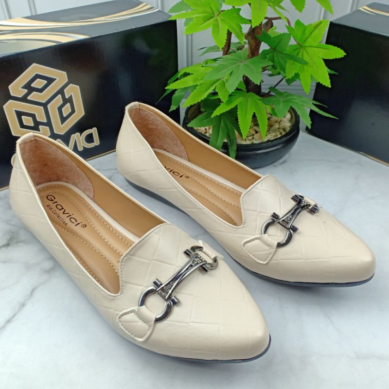 Sepatu Flat Wanita Slip On Bahan Sintetis Premium FR-17 GRAVICI