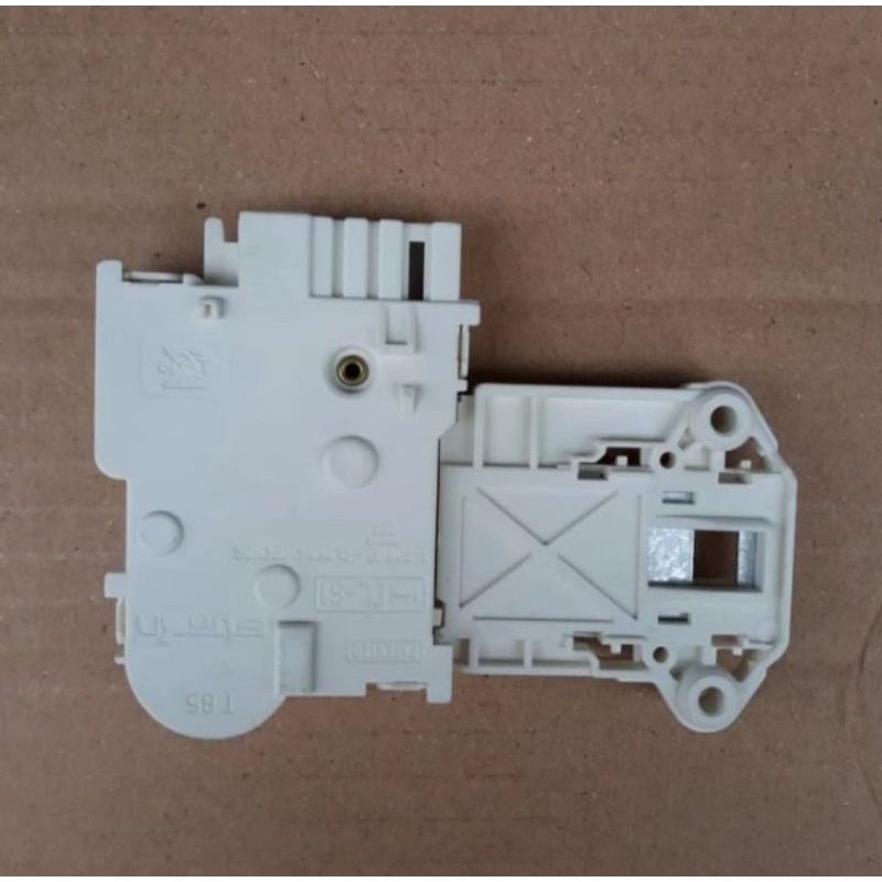 Door lock mesin cuci Electrolux EWF 1495