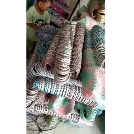 

(Kode[P95D]♥☞) READY STOK - TAS ANYAMAN plastik murah /tas hampers lebaran / Tas souvenir / tas parsel / tas rustik / tas belanja terviral