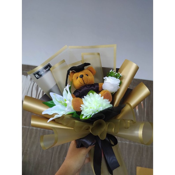 

bucket boneka wisuda/ bucket wisuda/ kado/ bouquet boneka