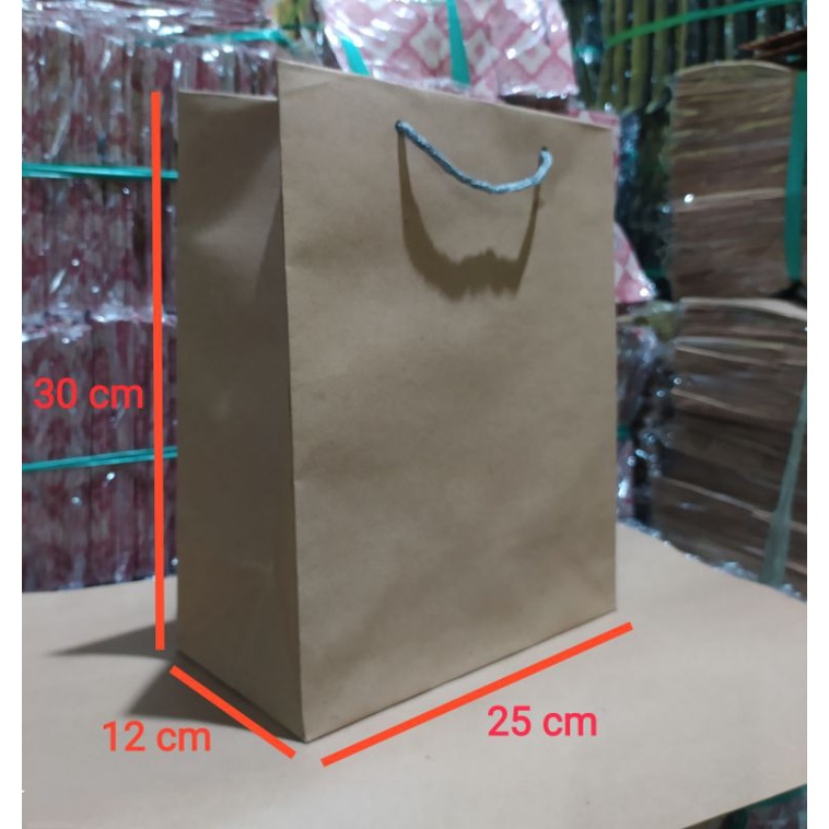 

Paperbag Polos Coklat Ukuran P25 L12 T30 ( Pigora Pendek)