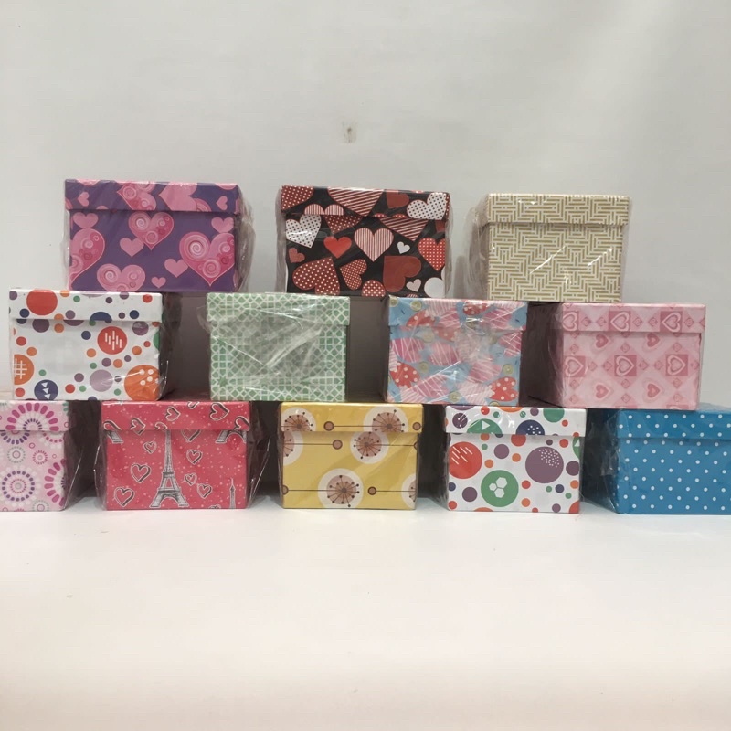 

KOTAK KADO / KOTAK HAMPERS / KOTAK HADIAH by.happy.partyshop.wajak