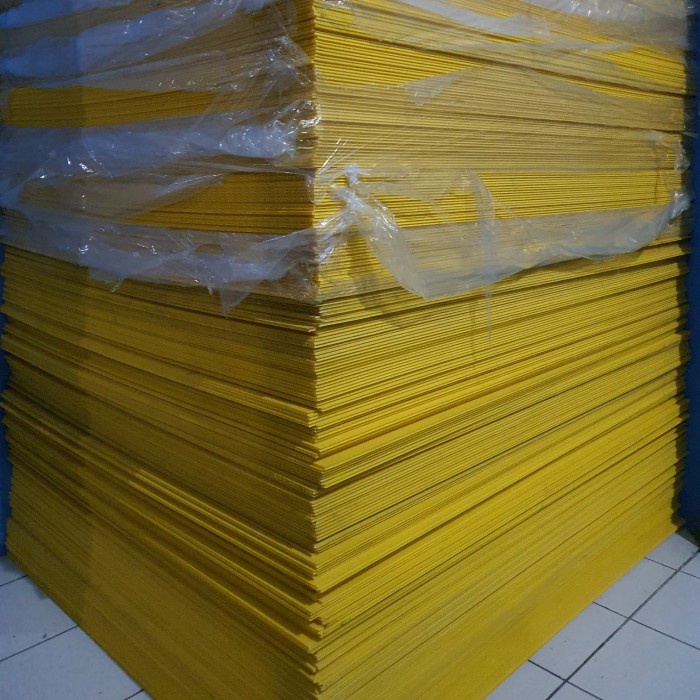 Impraboard Impraboard 5 Mm 150 X 125 Cm (Kuning)