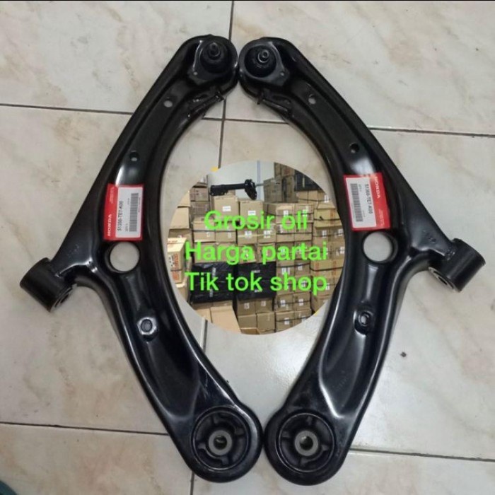 Lower Arm Sayap Assy Mobilio #Original