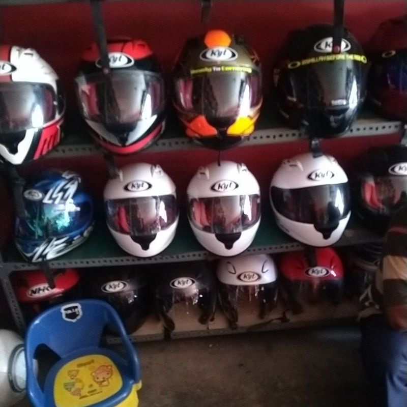 helm kyt rc7 motif bekas/seken/second/preloved
