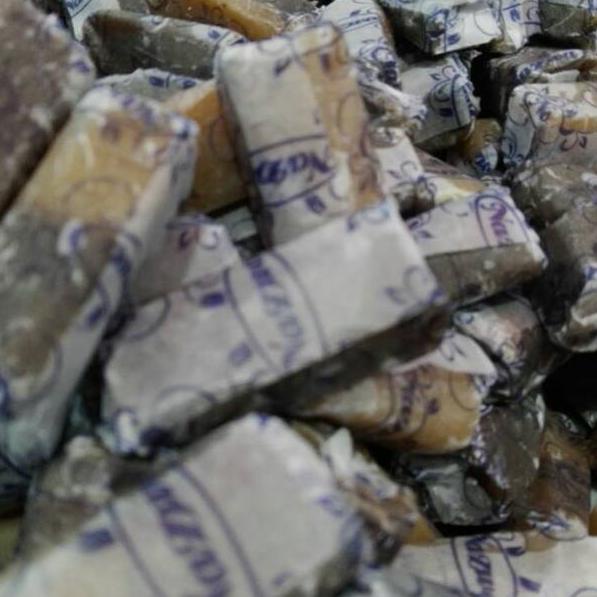 

¢ Dodol garut original 1 kg ざ