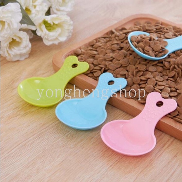 Candy Color Sekop Makanan Anjing Sendok Makan Hewan Peliharaan Sendok Makan Kucing Litter Scoop Spade Shovel Perlengkapan Hewan Peliharaan Warna Random