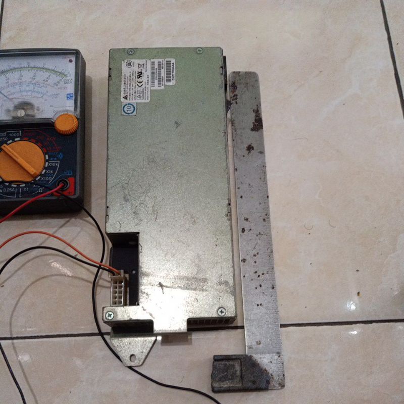 Power supply 10.25 Ampere 12.2 volt BuiL up thailand