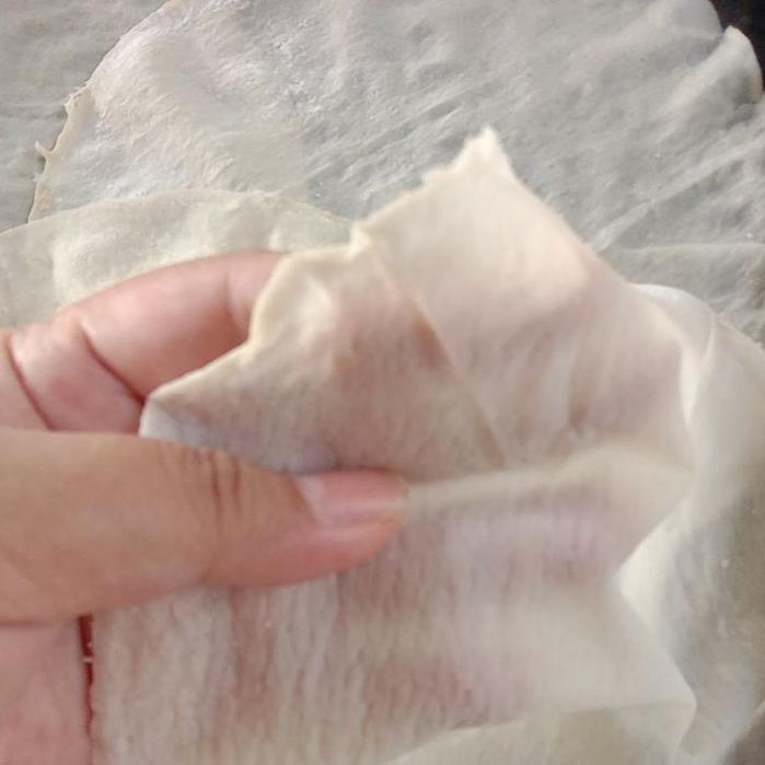 

Kulit Lumpia "Mekar Jaya" 18 cm / Homemade / Kulit Lumpia Finna