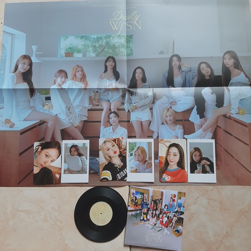 Photobook WJSN 2022 Daily WJSN Photocard Bona Dayoung Yeonjung Polaroid PC Pola Sticker Folded Poste