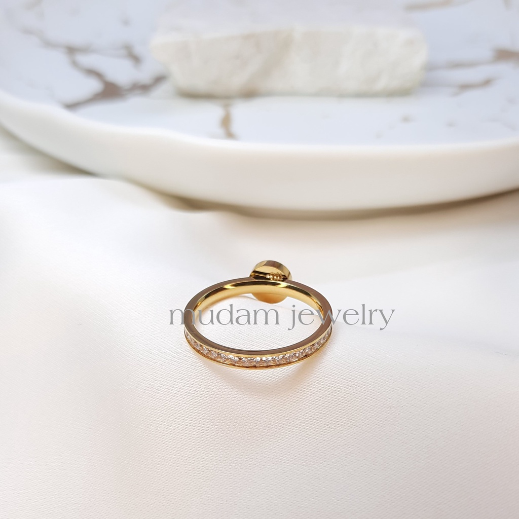 Cincin Bentuk Bulat Vintage Dengan Diamonds Keliling Full