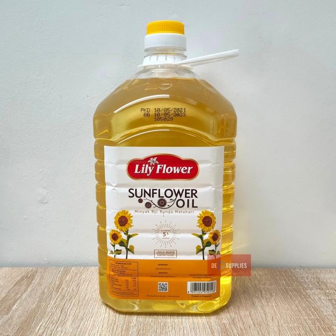 

Lily Flower Minyak Sunflower Oil 5L - Sun Flower Bunga Matahari 5 L