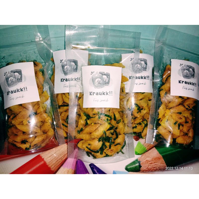 

snack cemilan halal krauuuk