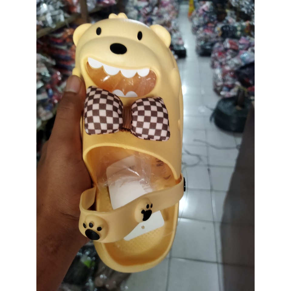 Sandal baim wanita karakter beruang model terbaru Balance 1234 (36-41) Sandal wanita terlaris