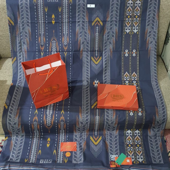 {FamilyStore} sarung bhs  serian infinity gold original - biru dongker Murah