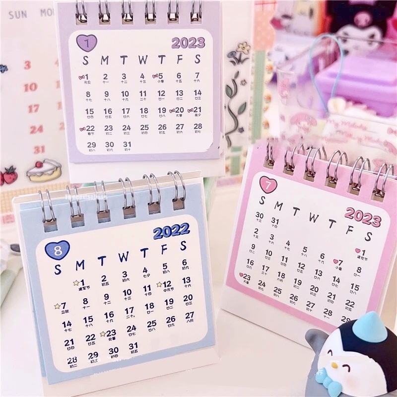 [Harga Grosir] 2023kalender Meja Kartun Dapat Dilipat Mini Standing Notebook Kreatif Siswa Tabletop Ornamen Rencana Lucu Tulisan Kalender Kertas Untuk Kantor Sekolah Keluarga