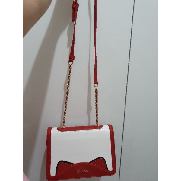 Tas Belleza Merah Original Sling Bag Lucu Motif Kucing Viral Best Seller Cocok Untuk Kado Ulang Tahu