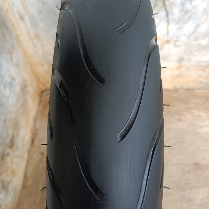 ban seken ring 17 uk 100/80 merk Michelin pilot street