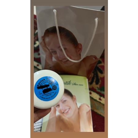 Masker Pemutih Jastip klinik Cantik Baratajaya surabaya