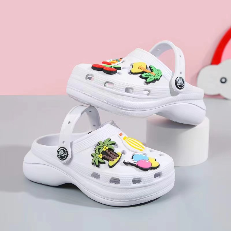 Sandal Crocs Kids Classic Clog  Anak  Crocs Anak-anak  Laki-laki Dan Perempuan Free Jibbits Pantai