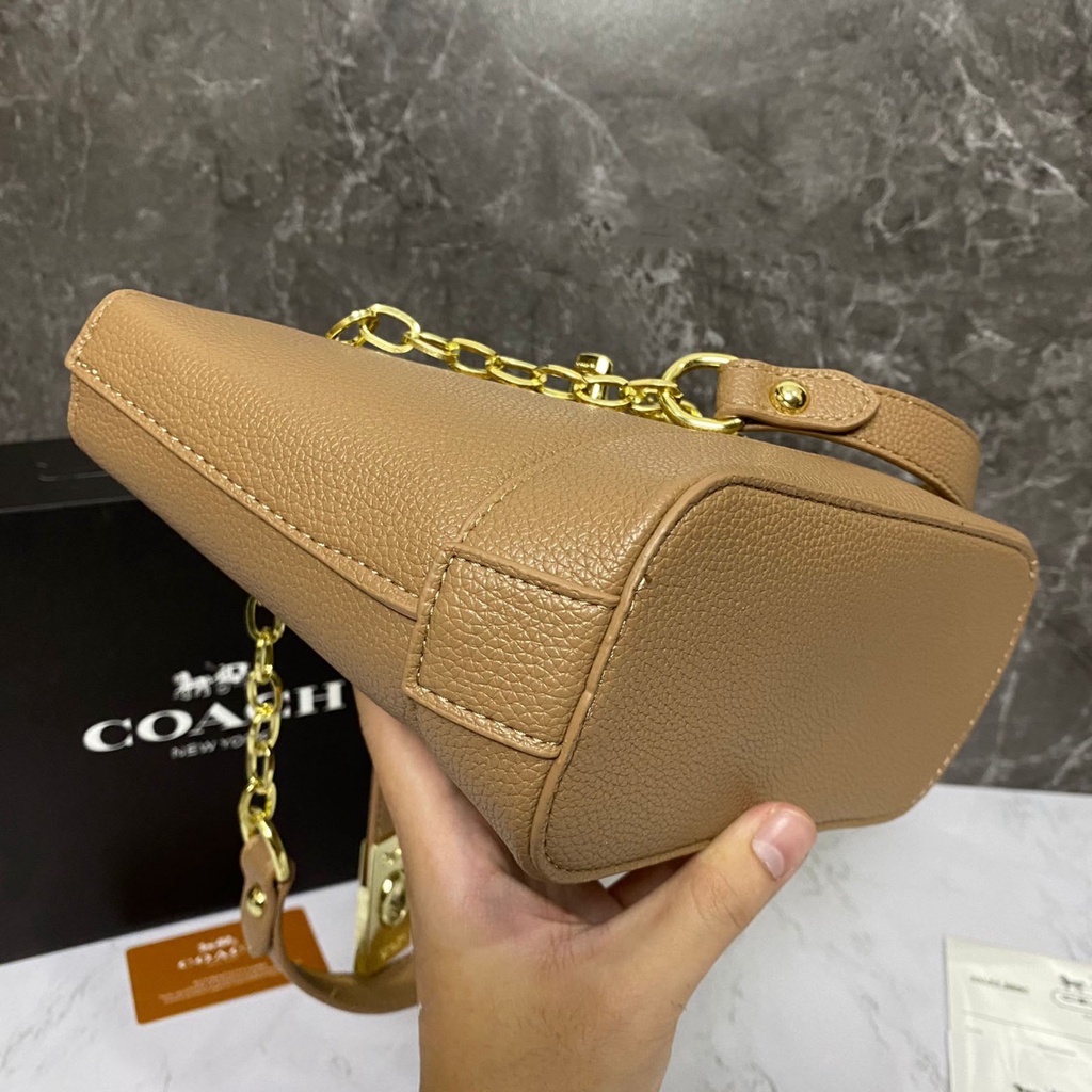 Co@ch Lane Bucket Bag In ColourBlock 22189 (FreeKantongKain+Bubble Wrap)