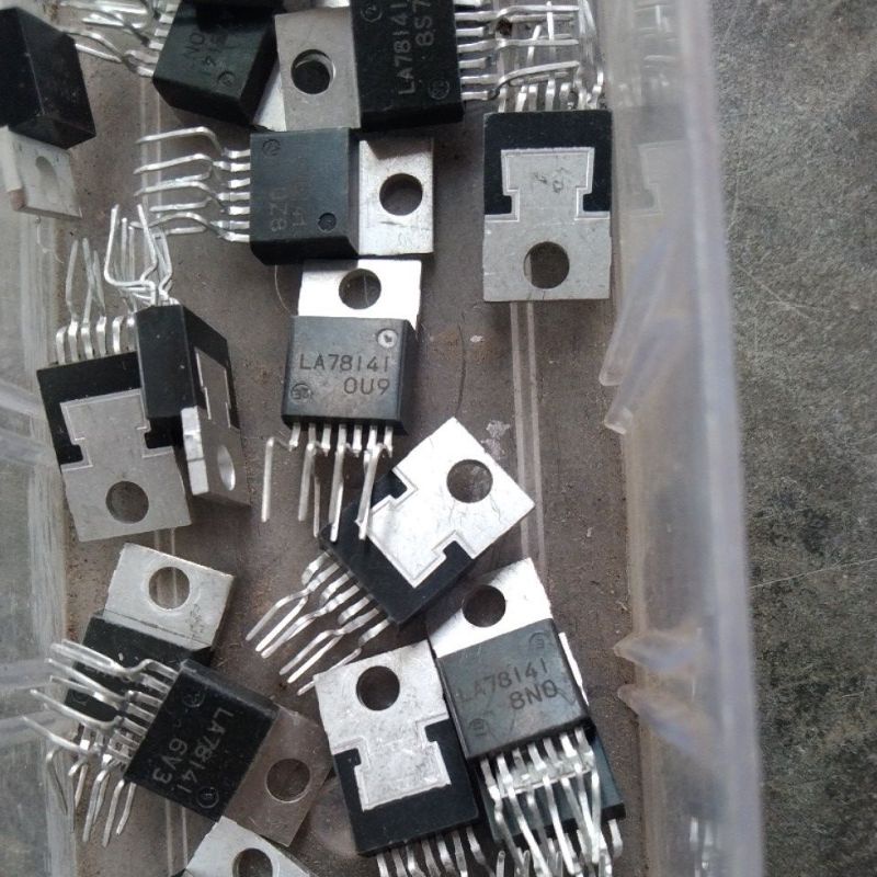 LA78141 ic vertikal