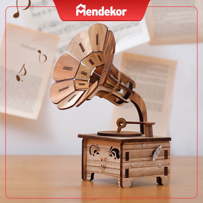 Cumardi Kotak Musik Music Box Hias Cantik Pajangan Hadiah Gramophone