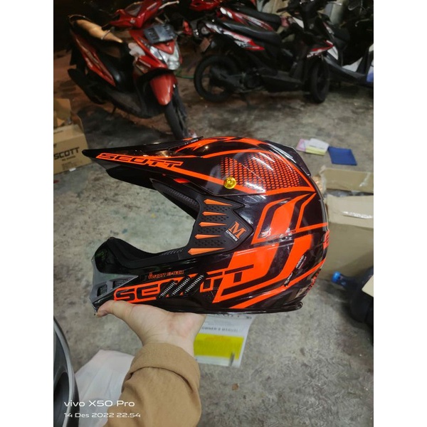 HELM CROSS ANAK SCOOT