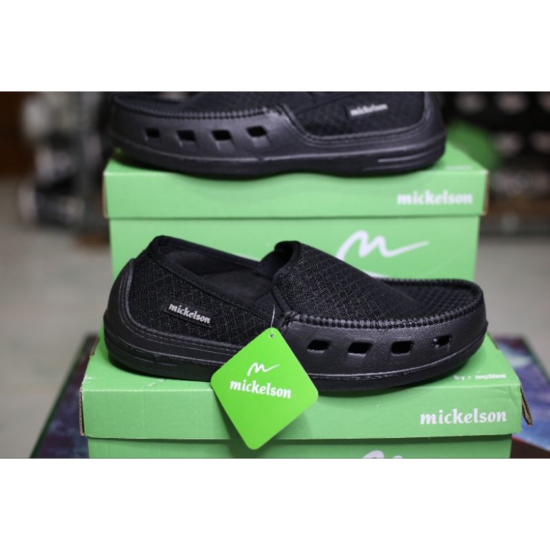 Sepatu slip on pria mickelson   size 40-44