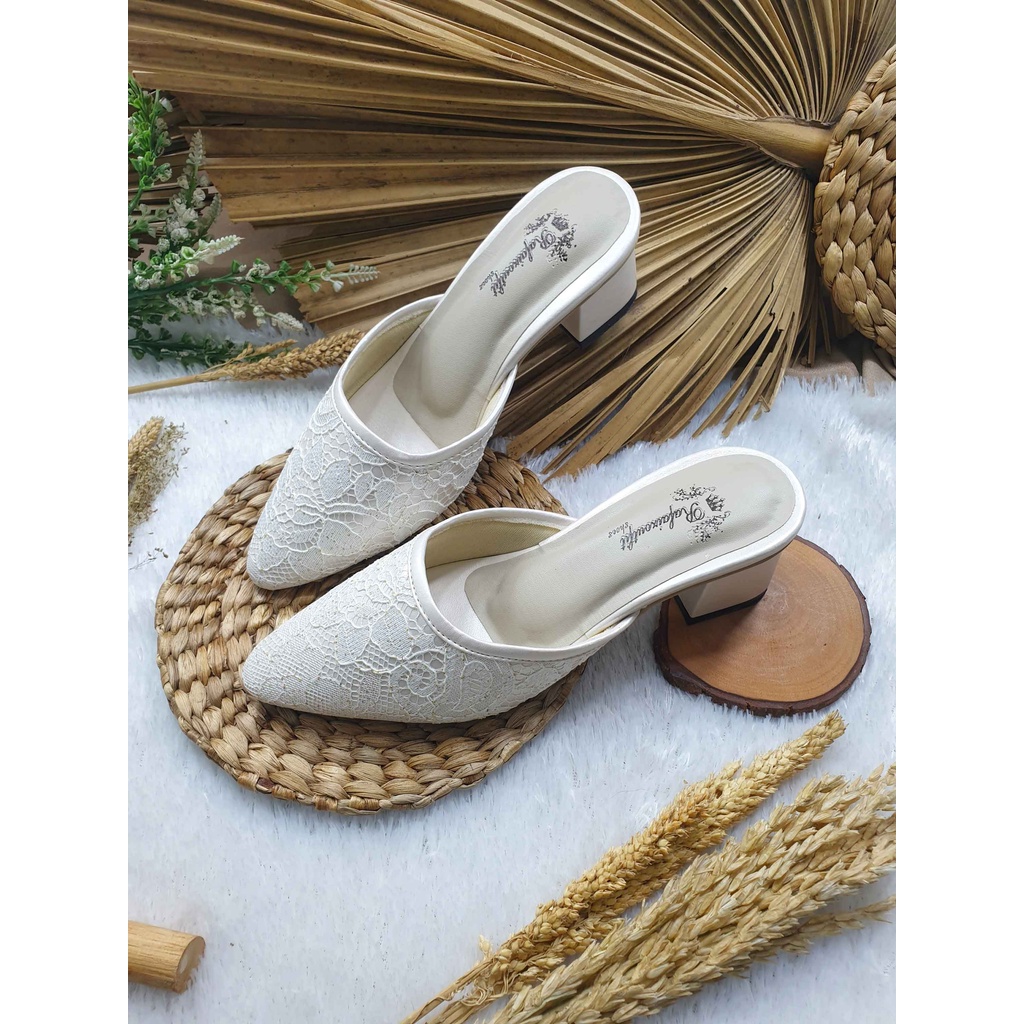 sepatu wedding cantik seyla broken white 5 cm tahu