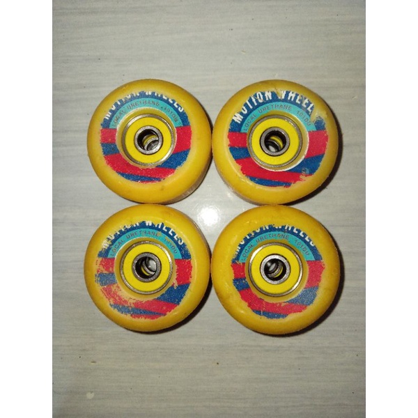 Jual Skateboard Wheels Motion + bearing abec 9 second / bekas Shopee