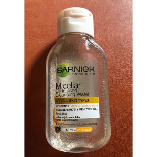 Garnier OIL-infused Cleansing Water 50 ml