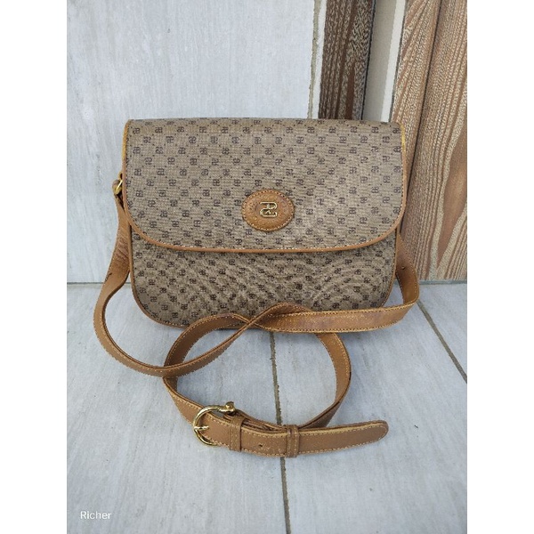 sling paolo gucci