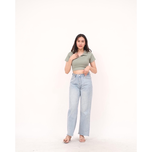 Anna Collar Crop Top