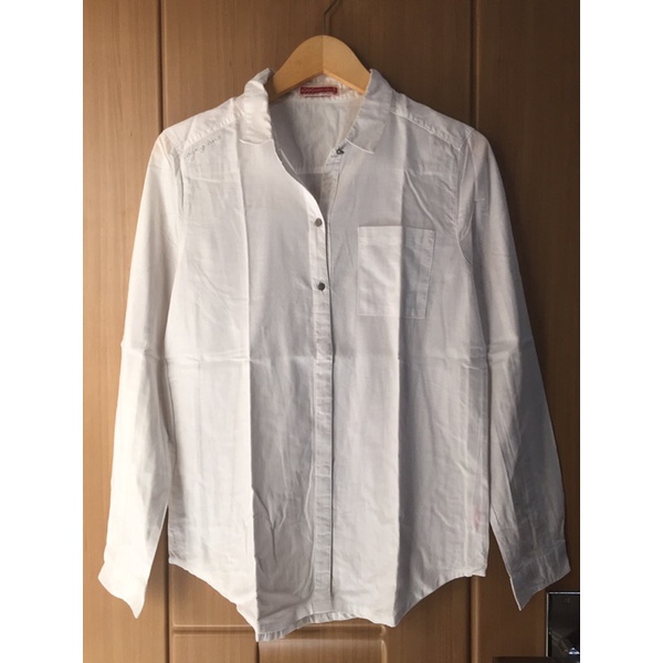 Preloved pribadi LOGO JEANS KEMEJA PUTIH