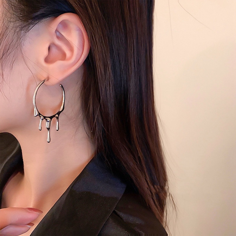 Anting Hoop Besar Punk Gothic Warna Silver Lava Drop Bentuk Tidak Teratur Untuk Wanita Pria Fashion Korea Perhiasan Logam Cair
