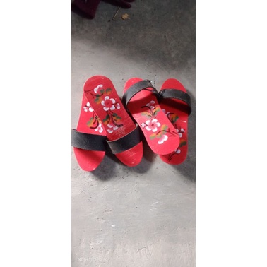 sandal bakiak kelompen terompah kayu