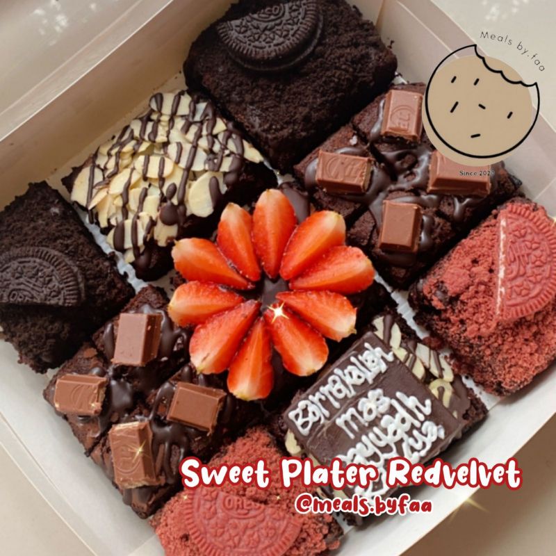 

Meals.byfaa/Brownies plater redvelvet dan kiwi/Brownies Bandung