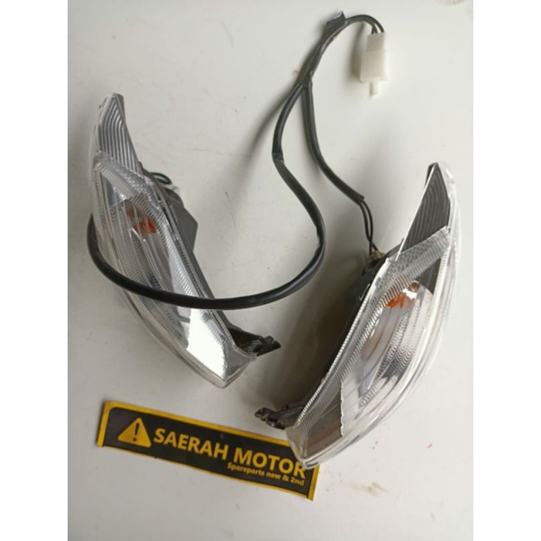 mika lampu reteng sein depan Yamaha Vega ZR putih