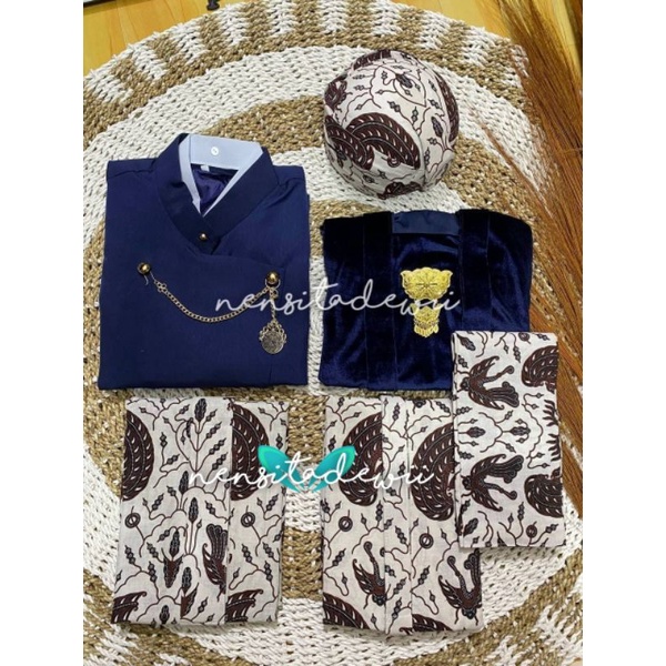 [1 Set, PNS01B] Baju Prewed Instan / Baju Couple Adat Jawa - Solo, Motif Sidoasih Kecil