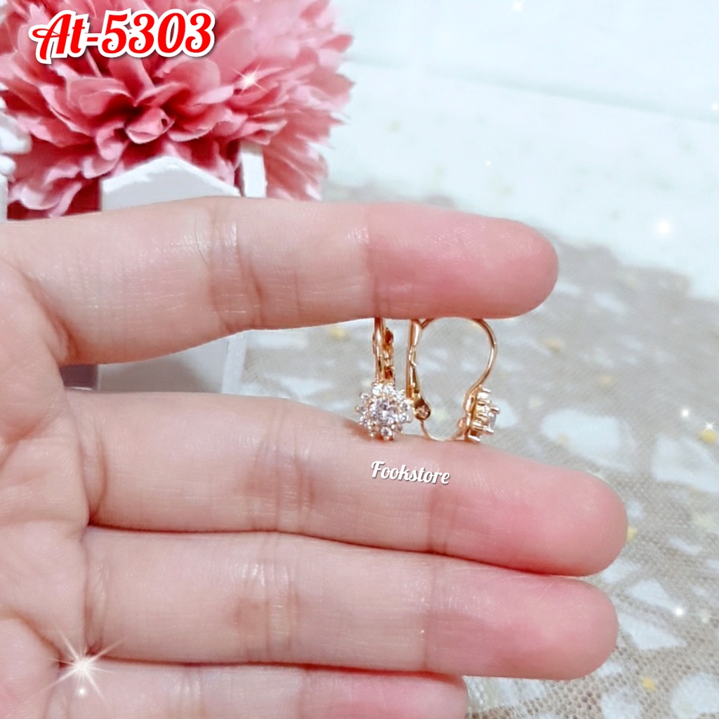 Anting Clip/klip Wanita Fashion Korea Gold &amp; Silver /Anti Alergi