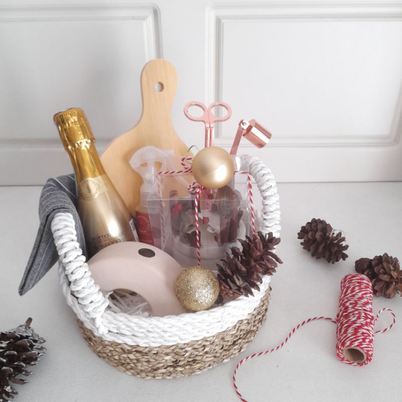 

twigs.id Sparkling Christmas Basket | Candle Sparkling Wine Pottery Vase Set Hampers | Hampers Natal