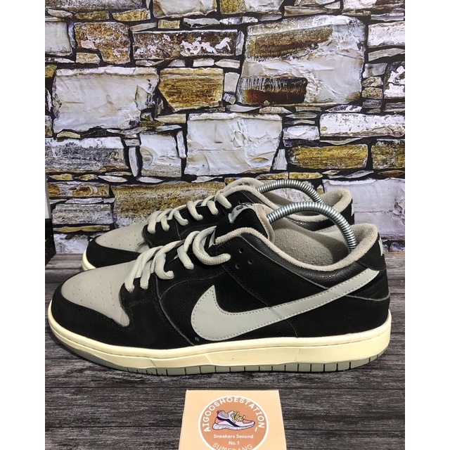 SB Dunk Low Pro J Pack Shadow