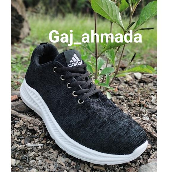 PRODUK TREND Sepatu Sneakers Kasual Pria Wanita Sepatu Sekolah Hitam formal ♫ 879