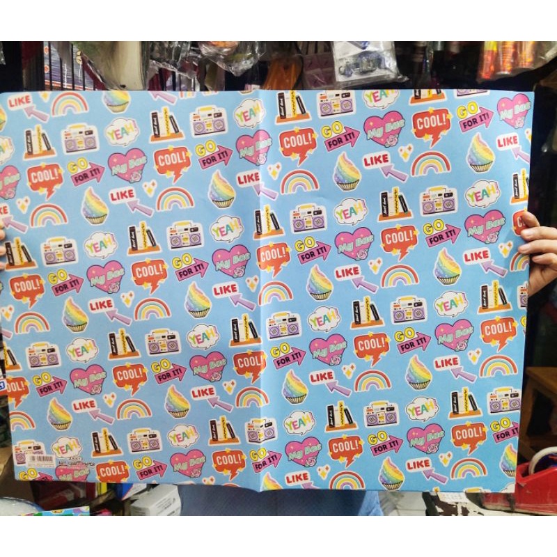 

Kertas kado Kiky kecil motif acak/random (isi 10pcs)