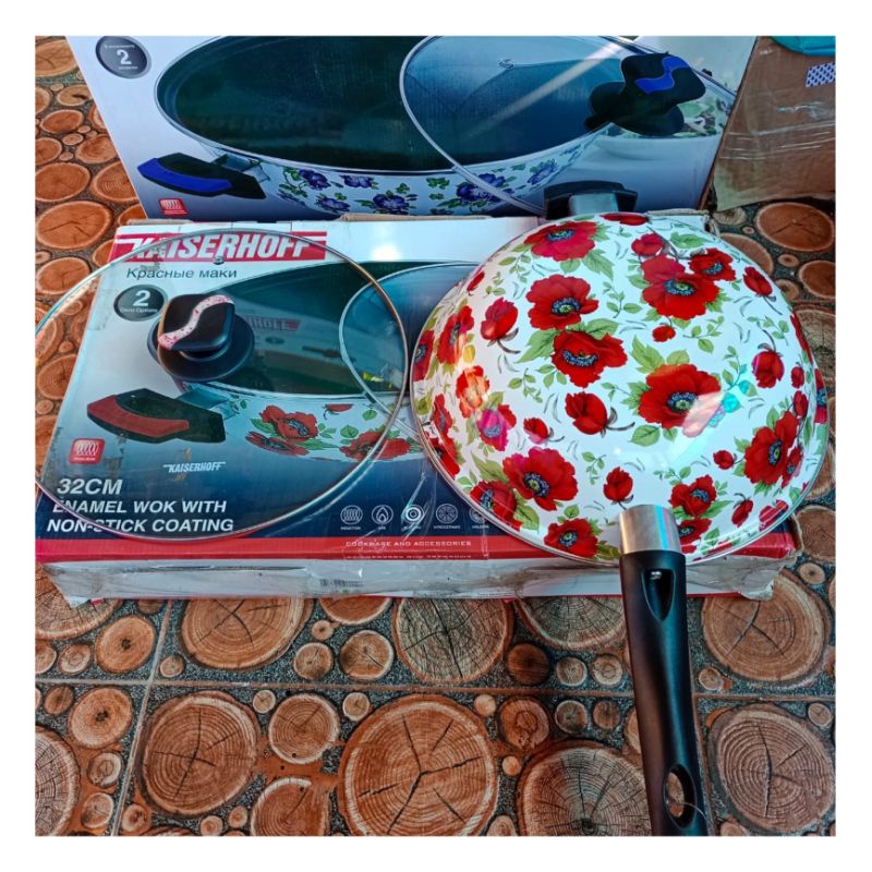 Wok Pan enamel 32 cm