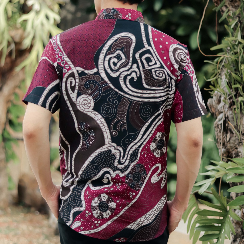 BatikBule Kemeja Batik Slimfit Pendek Motif Casual Warna Hitam Merah &amp; Hitam Coklat LBS 1871 &amp; 1872