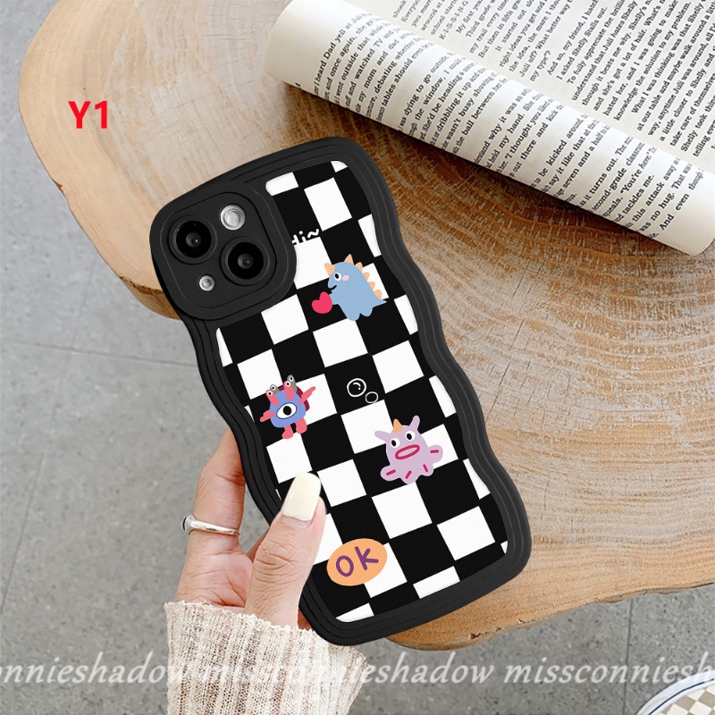 Couple Case Realme 10 C33 C15 C30 C25 C25Y C35 C17 C21Y C12 C11 C25s C20 C20A 9 9Pro+9i 8i 8 8Pro C3 7i 5i 6i 57 Black and White Diamond Grid Little Monster Soft Wavy Edge Case