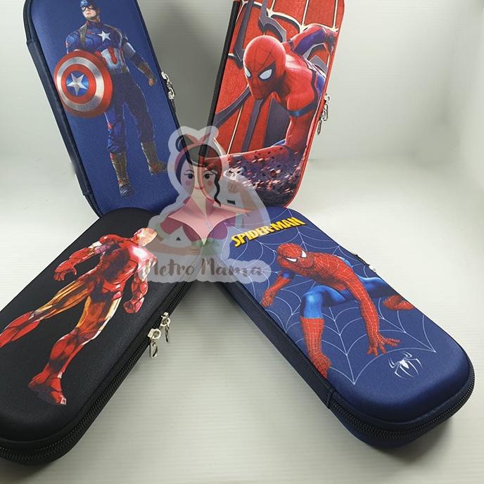 

SJ★ Kotak Tempat Pensil 20cm Anak Laki Superhero Cowok Sekolah PAUD TK SD Spiderman Ironman Paling Baru