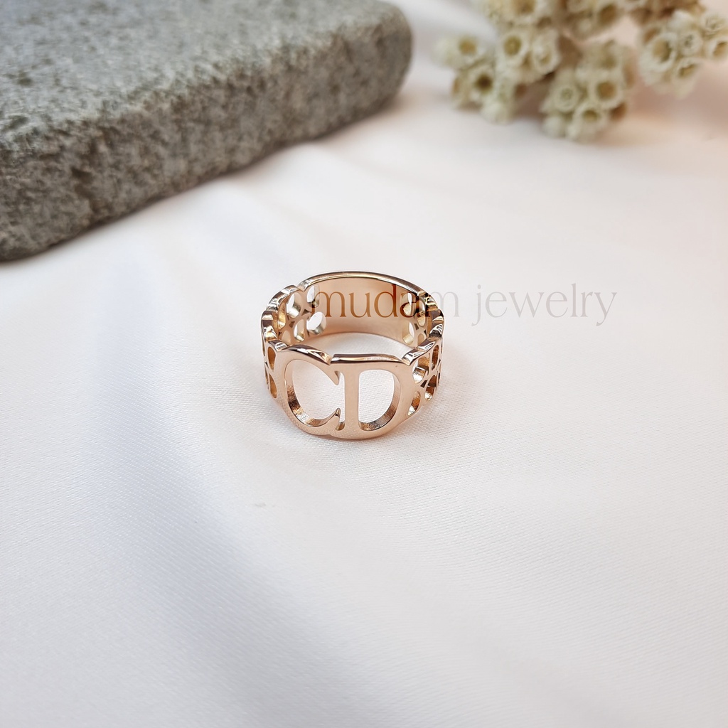 Cincin Titanium Lebar 5mm dan 8mm D Mewah dan Elegan Tersedia Warna Rose Gold, Gold dan Silver
